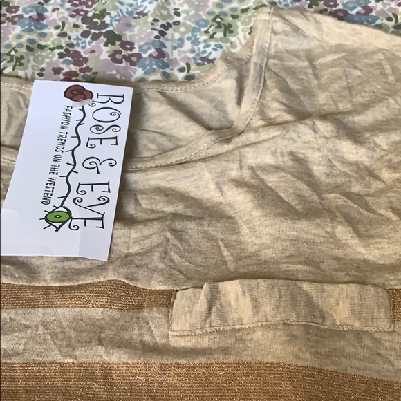 Striped gold and tan t-shirt - Picture 3 of 5